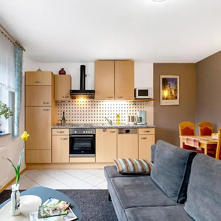 Am Tivoli Apartment *