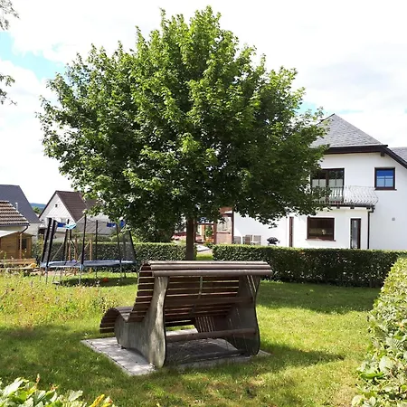 Am Tivoli Lägenhet Hermeskeil